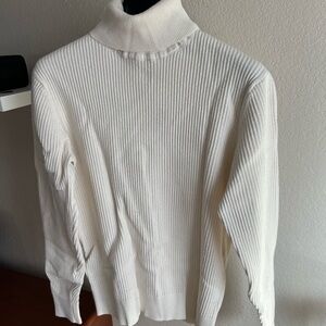 Mango Off-White Turtleneck Sweater / Small